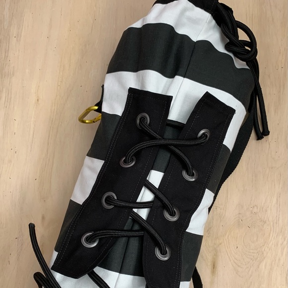 Motorcycle Chopper Sissy Bar Bag - The Jailbird - Picture 2 of 4